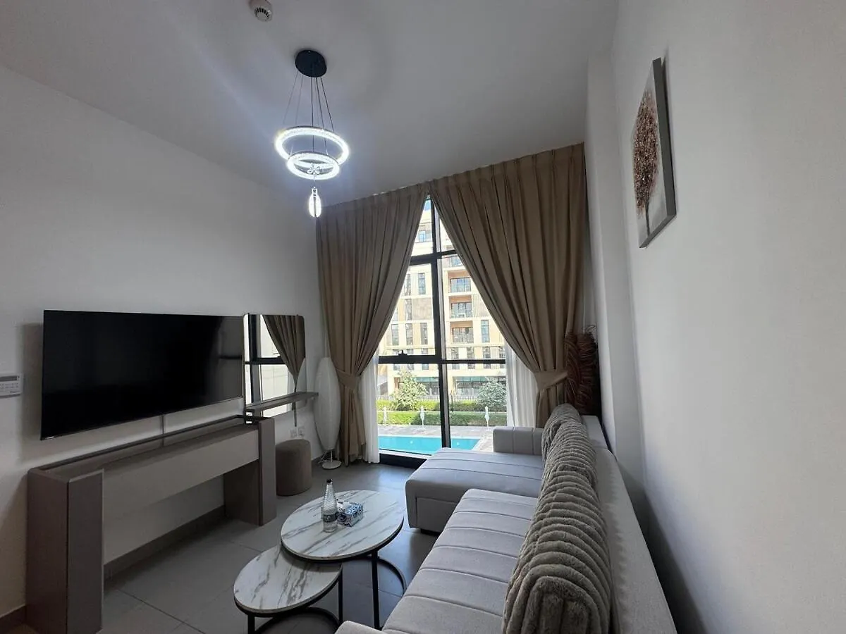 Panaromic Pool View 1Br Apartment Sharjah